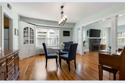 51 Sherwood Rd, Medford, MA 02155 - Photo 9