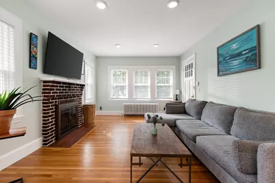 51 Sherwood Rd, Medford, MA 02155 - Photo 5