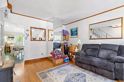 463 E 6th St, Boston, MA 02127 - Photo 3