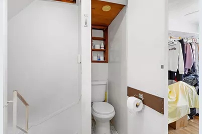 463 E 6th St, Boston, MA 02127 - Photo 17