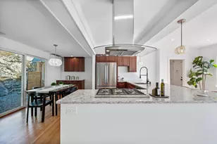 500 Summer St, Manchester by the Sea, MA 01944 - Photo 9