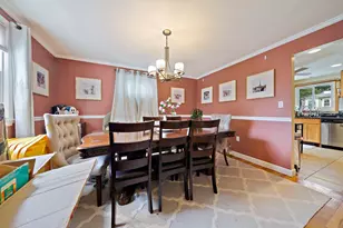 65 Hawthorne Rd, Waltham, MA 02451 - Photo 11