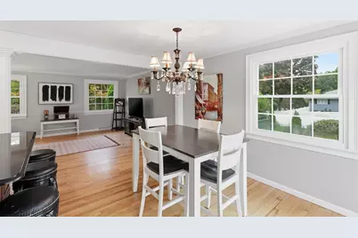 684 Maple Rd, Longmeadow, MA 01106 - Photo 11