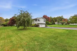 684 Maple Rd, Longmeadow, MA 01106 - Photo 5