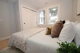 27 Holbrook Ct, Melrose, MA 02176 - Photo 21