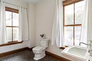 108 School St, Somerville, MA 02143 - Photo 15