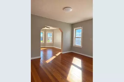 325 Davis St #2, New Bedford, MA 02746 - Photo 1