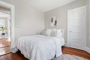 28 Juliette St, Boston, MA 02122 - Photo 13