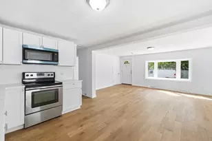 31-37 Monarch St, Lowell, MA 01854 - Photo 7