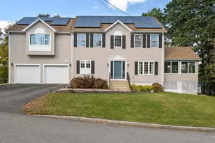 12 Silvermine Rd, Woburn, MA 01801 - Photo 1