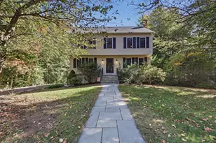 26 Hooksett Cir, Medway, MA 02053 - Photo 1