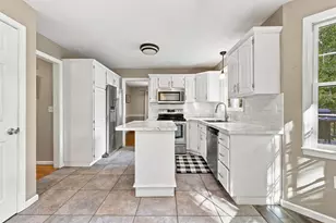 26 Hooksett Cir, Medway, MA 02053 - Photo 9