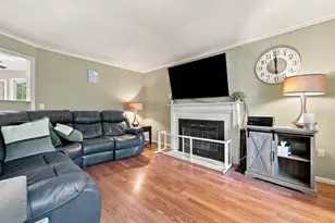 26 Hooksett Cir, Medway, MA 02053 - Photo 5