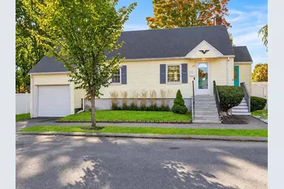 17 Hood Road, Danvers, MA 01923 - Photo 1