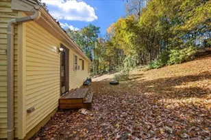 424 Dennison Dr, Southbridge, MA 01550 - Photo 35