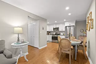241 Main St, Reading, MA 01867 - Photo 7