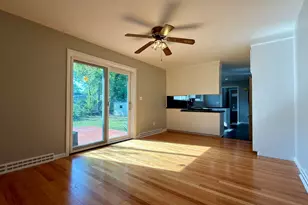 17 Lawn Ave, Lowell, MA 01852 - Photo 9