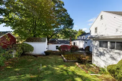 7 Luther Rd, Medford, MA 02155 - Photo 35