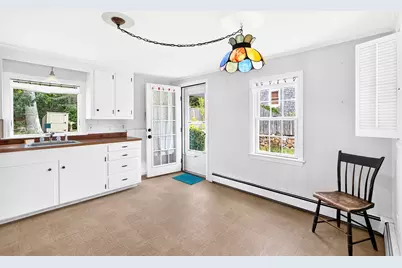124 Homestead Ln, Falmouth, MA 02536 - Photo 13