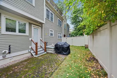 26 Princeton St #26, Newton, MA 02458 - Photo 37