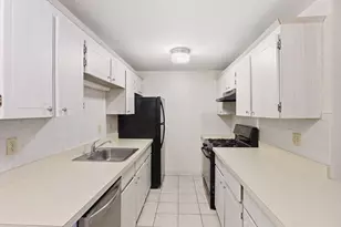 6 Greenbriar Dr, North Reading, MA 01864 - Photo 3
