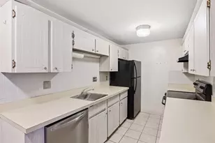 6 Greenbriar Dr, North Reading, MA 01864 - Photo 5