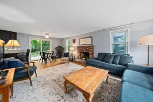 16 Beverly St, Quincy, MA 02169 - Photo 5