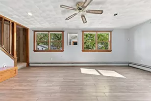 8 Selwyn Rd, Peabody, MA 01960 - Photo 15
