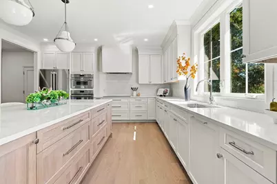 1152 Central Avenue, Needham, MA 02492 - Photo 5