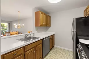 400 Colonial Dr, Ipswich, MA 01938 - Photo 7