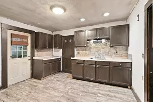 26 Prout St, Quincy, MA 02169 - Photo 15