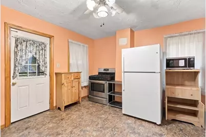 26 Prout St, Quincy, MA 02169 - Photo 7