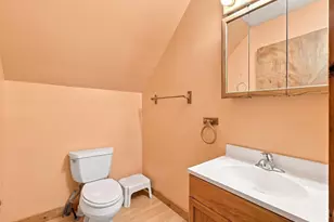 26 Prout St, Quincy, MA 02169 - Photo 9