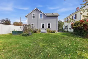 26 Elm St, Greenfield, MA 01301 - Photo 29
