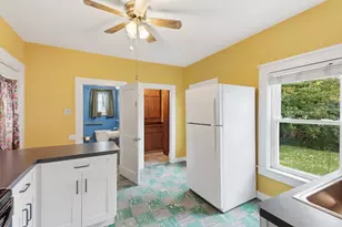 26 Elm St, Greenfield, MA 01301 - Photo 7