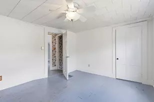 26 Elm St, Greenfield, MA 01301 - Photo 19