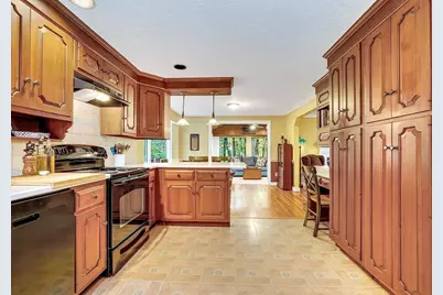 13 Cedar Lane, Medfield, MA 02052 - Photo 11