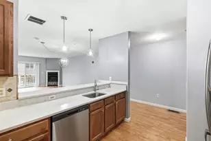 631 East St, Mansfield, MA 02048 - Photo 7