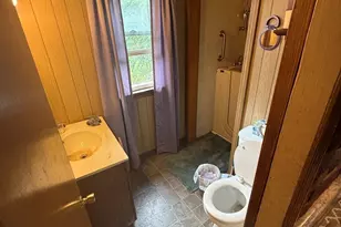 23 Elliot St, Chicopee, MA 01020 - Photo 13