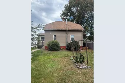23 Elliot St, Chicopee, MA 01020 - Photo 33
