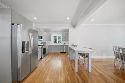22 Houston Pl, Lynn, MA 01905 - Photo 11