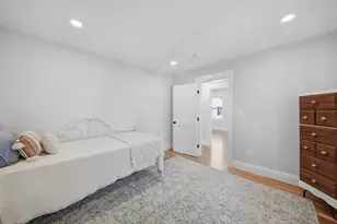 22 Houston Pl, Lynn, MA 01905 - Photo 23
