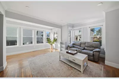 22 Houston Pl, Lynn, MA 01905 - Photo 5