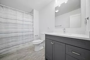 22 Houston Pl, Lynn, MA 01905 - Photo 17