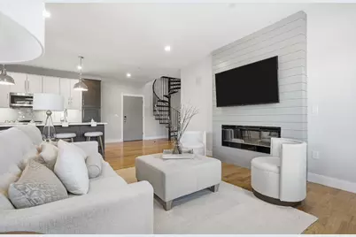 178 Robertson St #7, Quincy, MA 02169 - Photo 3