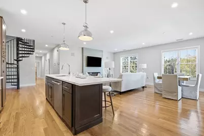 178 Robertson St #7, Quincy, MA 02169 - Photo 11