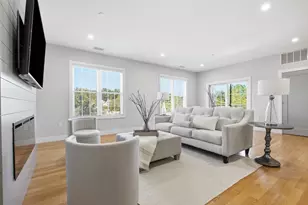 178 Robertson St, Quincy, MA 02169 - Photo 1