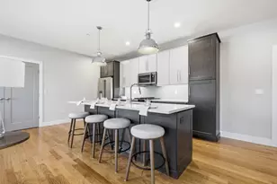 178 Robertson St, Quincy, MA 02169 - Photo 5