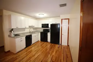 132 Tyngsboro Rd, Chelmsford, MA 01863 - Photo 3