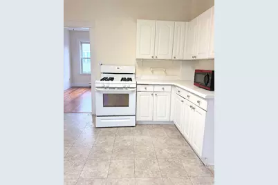 379A Cardinal Medeiros #5, Cambridge, MA 02141 - Photo 11